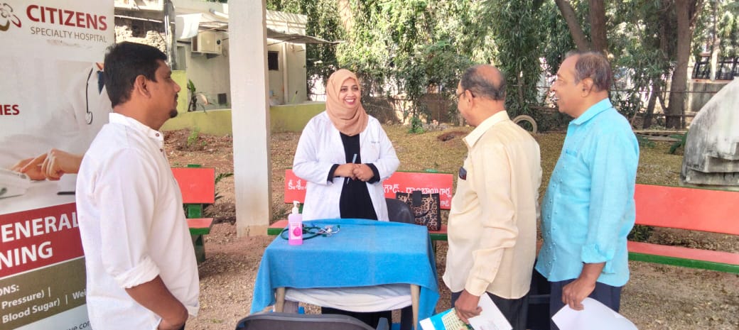 The President SCWAHTC talking to the Physician and thanking her for the cooperation in the Health Camp.jpeg